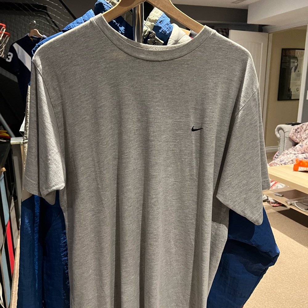 Nike Swoosh Grey Tee